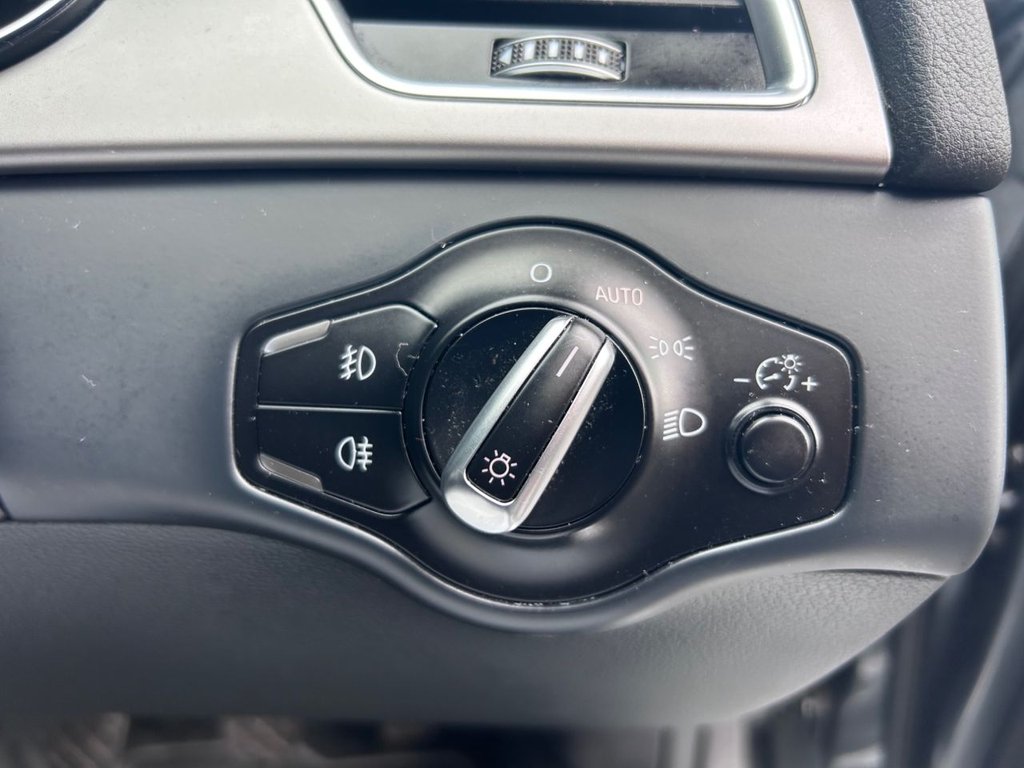 2014 Audi A4 — image 32