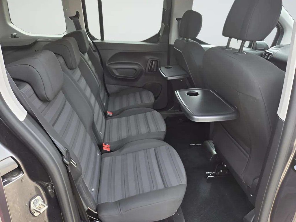 2023 Vauxhall Combo Life Electric — image 18