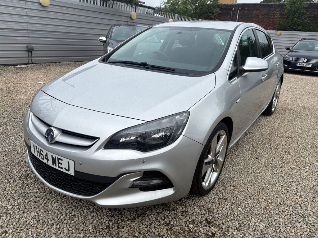 2014 Vauxhall Astra — image 3