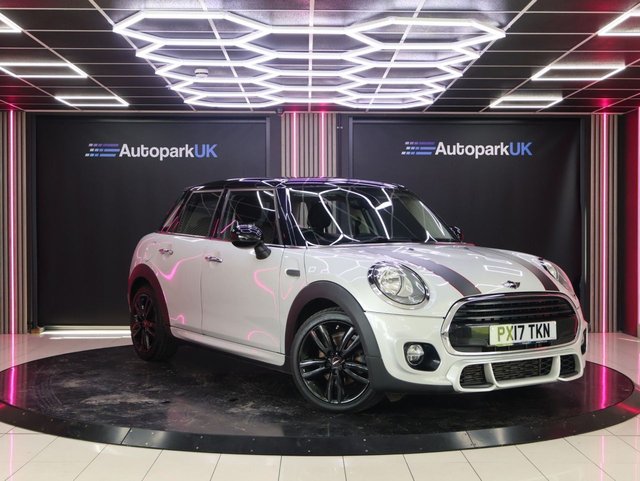 2017 MINI HATCH