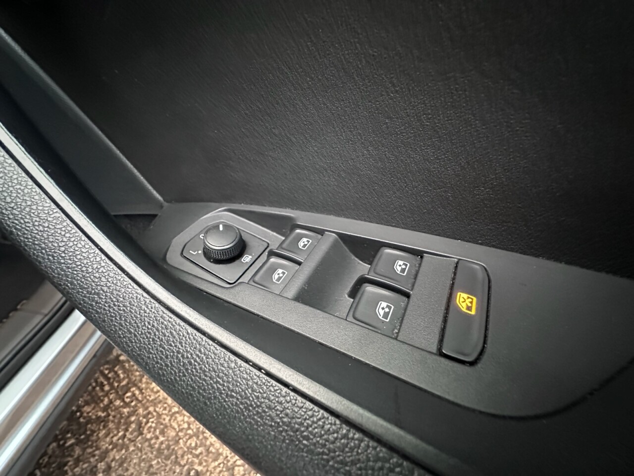 2018 SKODA KODIAQ 2.0 TDI SE SUV 5dr Diesel Manual 4WD Euro 6 (s/s) (5 Seat) (150 ps) - vehicle photo 7 for sale on PureCar