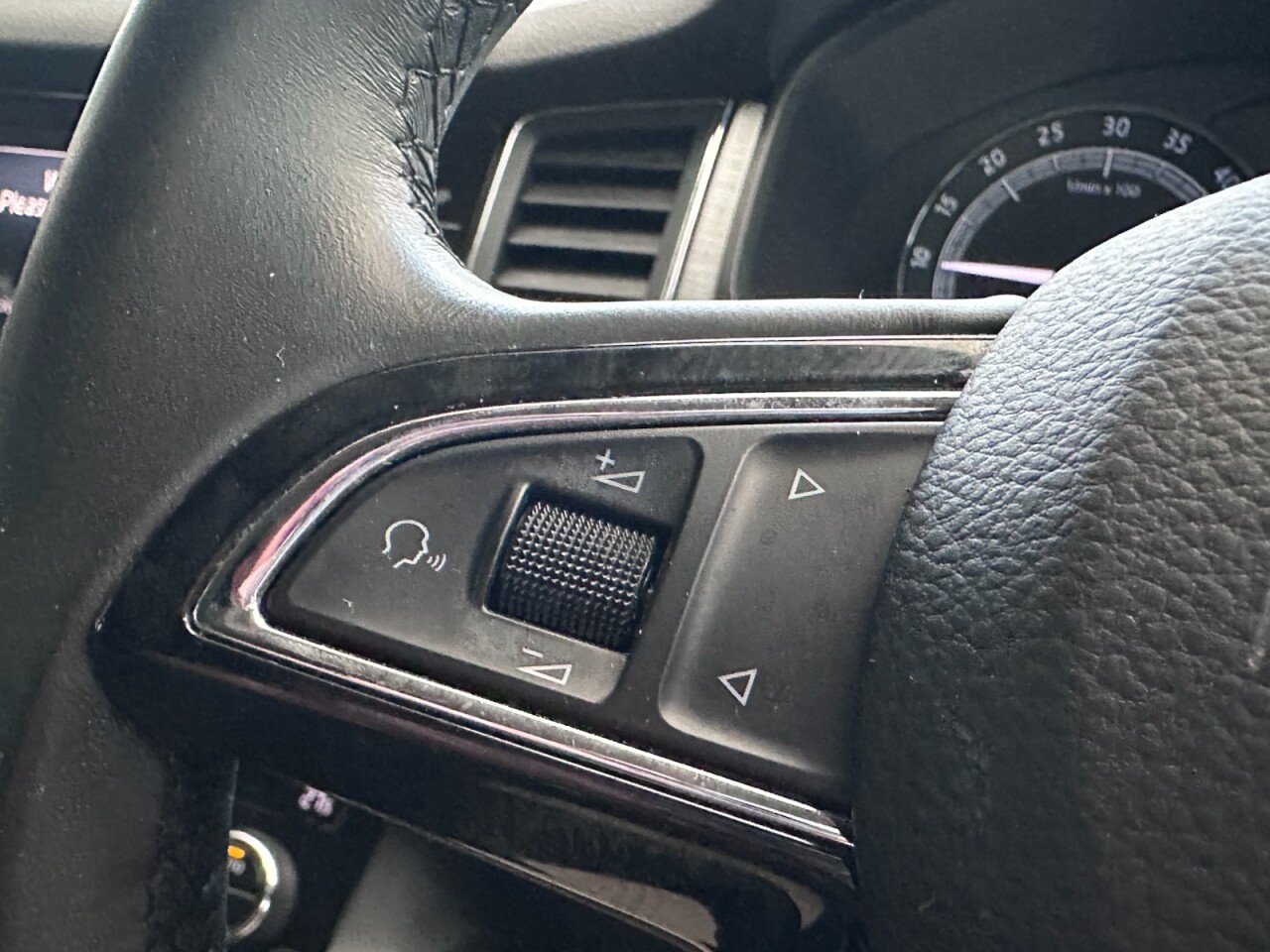 2018 SKODA KODIAQ 2.0 TDI SE SUV 5dr Diesel Manual 4WD Euro 6 (s/s) (5 Seat) (150 ps) - vehicle photo 20 for sale on PureCar