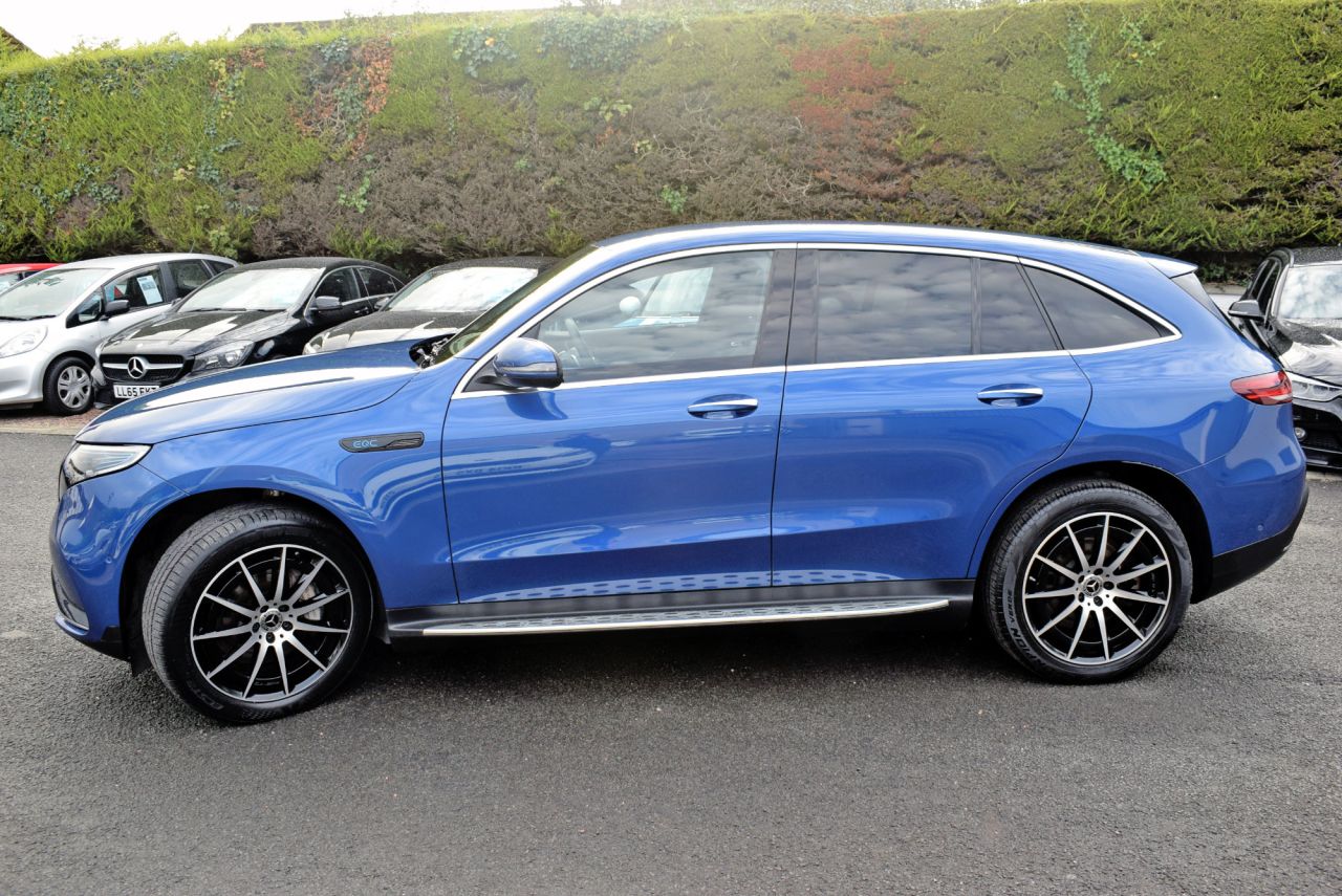 2022 MERCEDES EQC 400 80kWh AMG Line SUV 5dr Electric Auto 4MATIC (408 ps) Low Miles - vehicle photo 11 for sale on PureCar