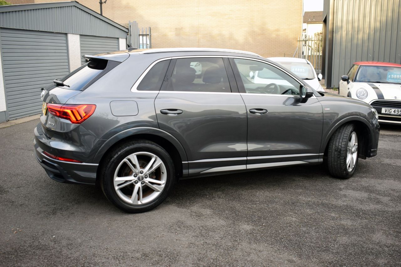 2020 AUDI Q3 2.0 TDI 35 S line SUV 5dr Diesel S Tronic Euro 6 (s/s) (150 ps) S-Line, Aut - vehicle photo 4 for sale on PureCar