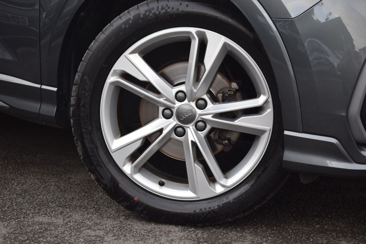 2020 AUDI Q3 2.0 TDI 35 S line SUV 5dr Diesel S Tronic Euro 6 (s/s) (150 ps) S-Line, Aut - vehicle photo 13 for sale on PureCar