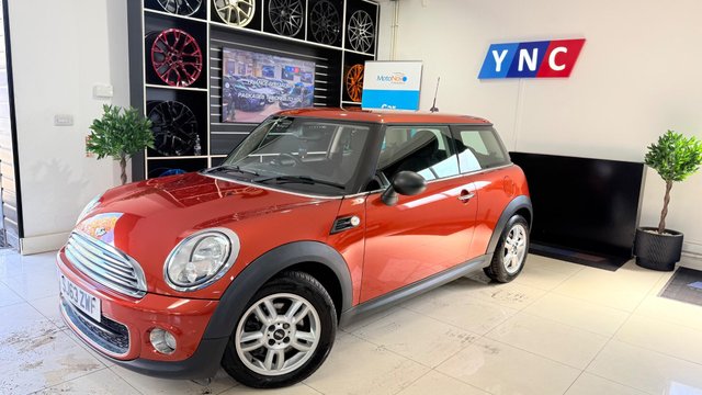 2013 MINI HATCH