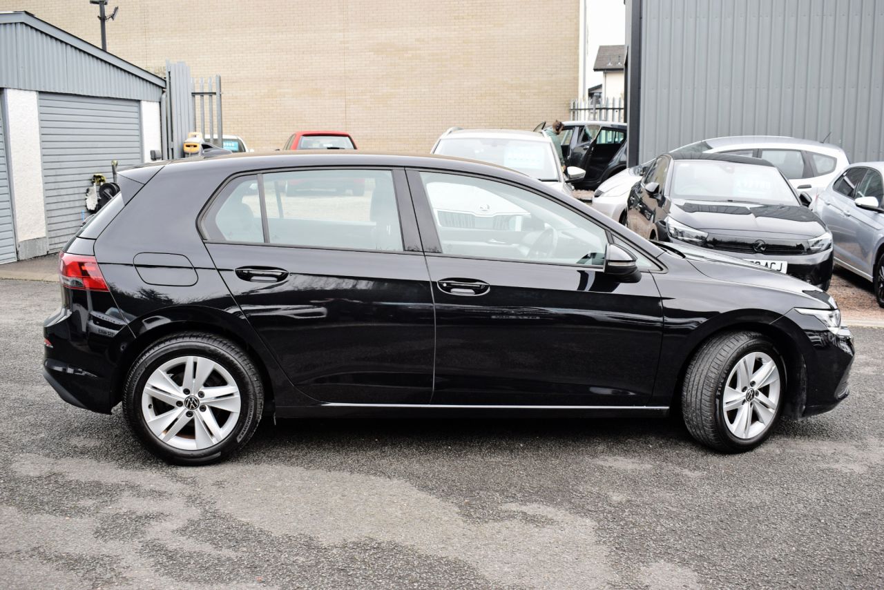 2023 VOLKSWAGEN GOLF 1.5 TSI Life Hatchback 5dr Petrol Manual Euro 6 (s/s) (130 ps) 1 Owner, Ful - vehicle photo 5 for sale on PureCar