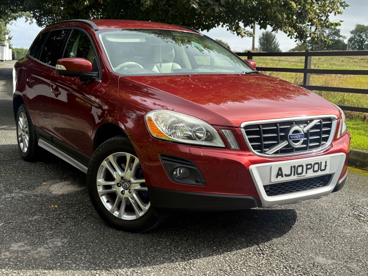 2010 VOLVO XC60 2.4D DRIVe SE SUV 5dr Diesel Manual Euro 4 (175 ps) - vehicle photo 7 for sale on PureCar