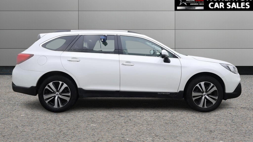 2021 Subaru Outback — image 2