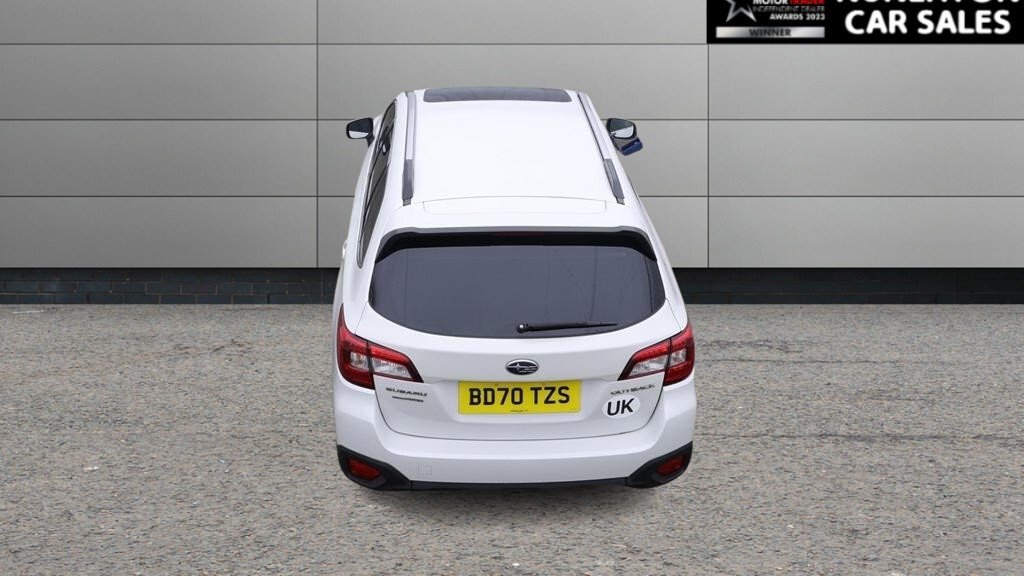 2021 Subaru Outback — image 4
