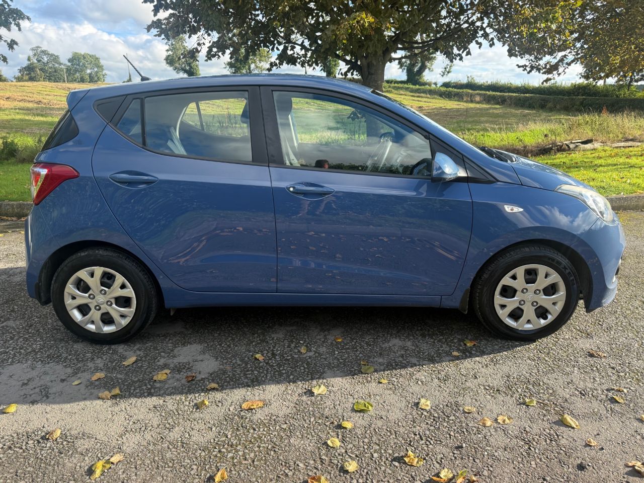 2016 HYUNDAI I10 1.0 SE Hatchback 5dr Petrol Manual Euro 5 (66 ps) - vehicle photo 2 for sale on PureCar
