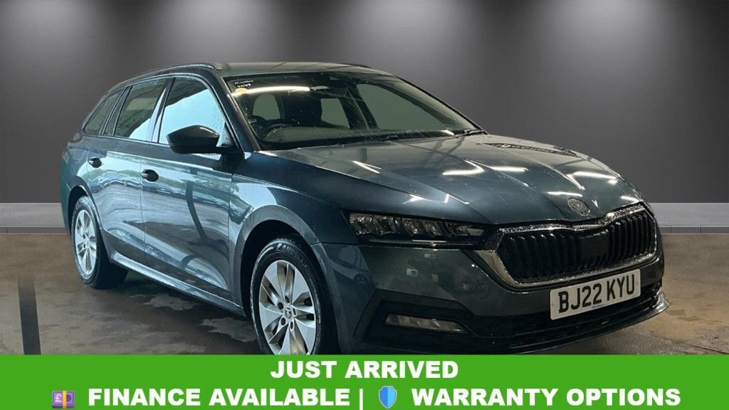 2022 Skoda Octavia exterior view