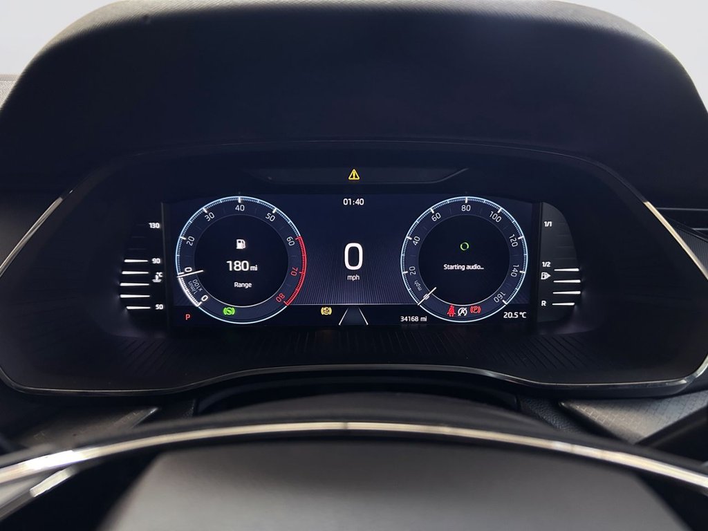2022 Skoda Octavia — image 11