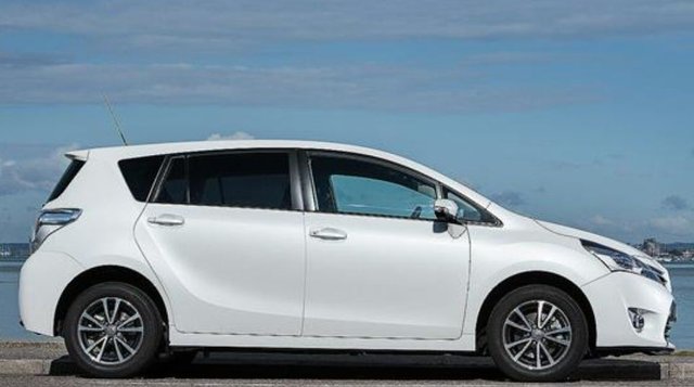2016 TOYOTA VERSO 1.6 D 4D TREND PLUS MPV 5DR DIESEL MANUAL EURO 6 7... photo