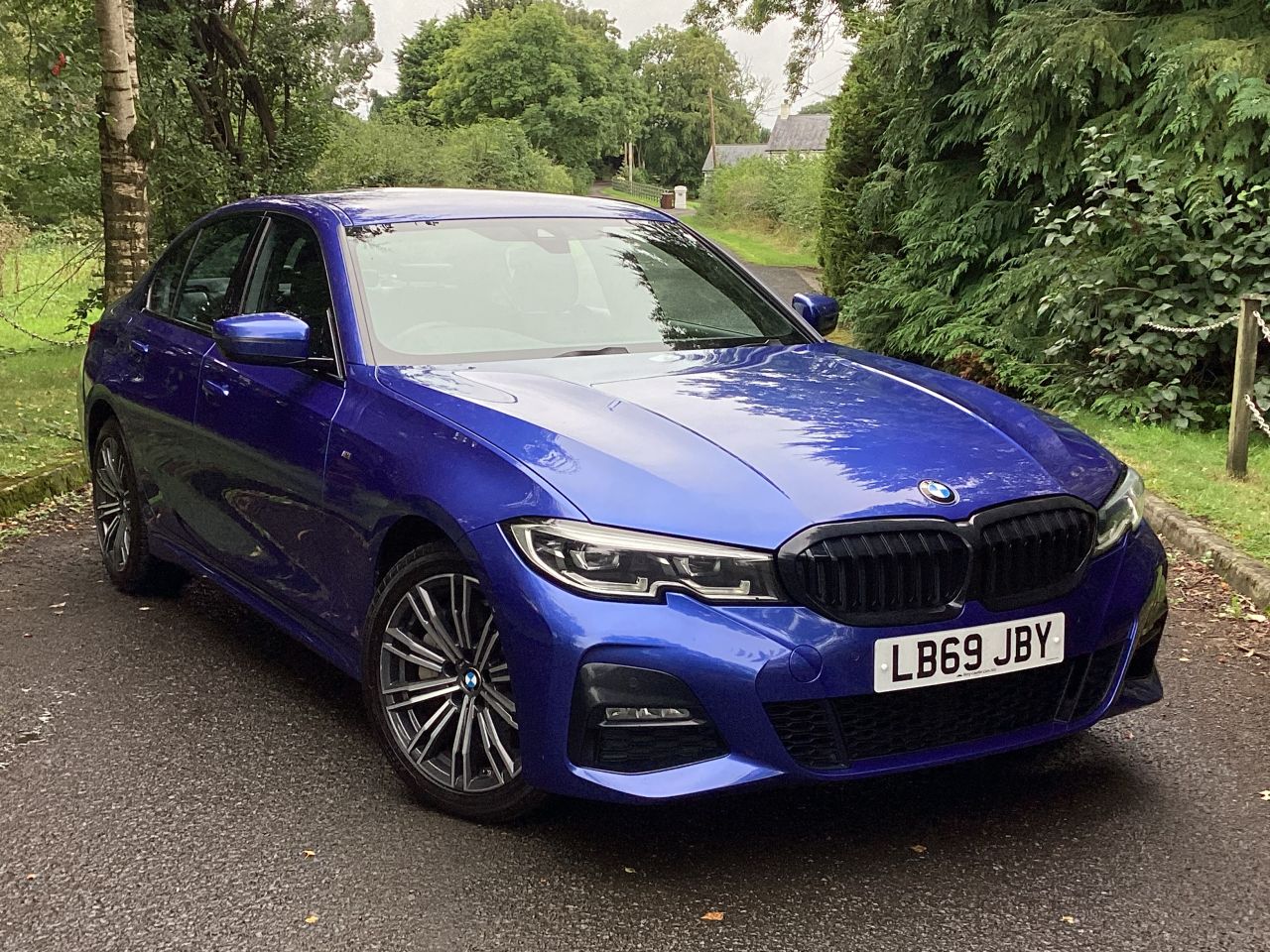 2019 BMW 3 SERIES 2.0 330e 12kWh M Sport Saloon 4dr Petrol Plug-in Hybrid Auto Euro 6 (s/s) ( - vehicle photo 5 for sale on PureCar