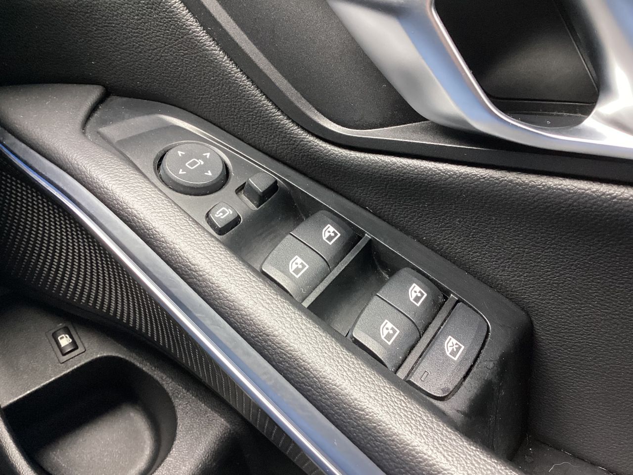 2019 BMW 3 SERIES 2.0 330e 12kWh M Sport Saloon 4dr Petrol Plug-in Hybrid Auto Euro 6 (s/s) ( - vehicle photo 14 for sale on PureCar