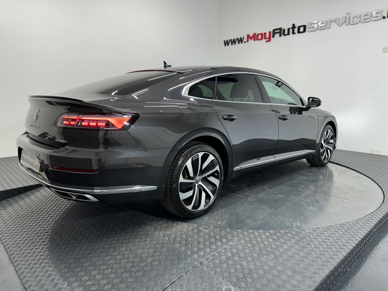2025 VOLKSWAGEN ARTEON 1.4 TSI 13kWh R-Line Fastback 5dr Petrol Plug-in Hybrid DSG Euro 6 (s/s) (2 - vehicle photo 5 for sale on PureCar