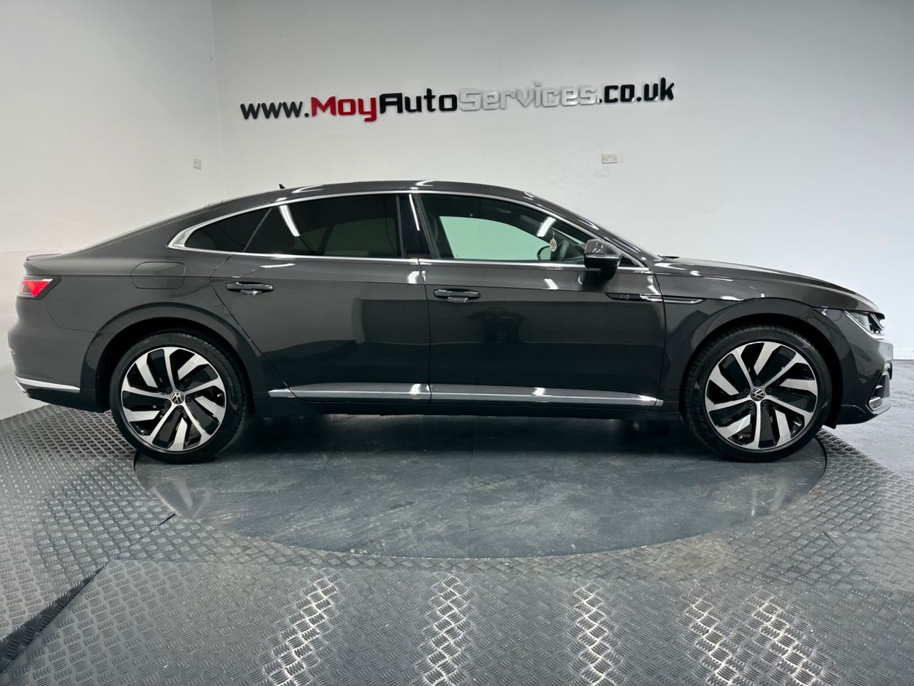 2025 VOLKSWAGEN ARTEON 1.4 TSI 13kWh R-Line Fastback 5dr Petrol Plug-in Hybrid DSG Euro 6 (s/s) (2 - vehicle photo 10 for sale on PureCar