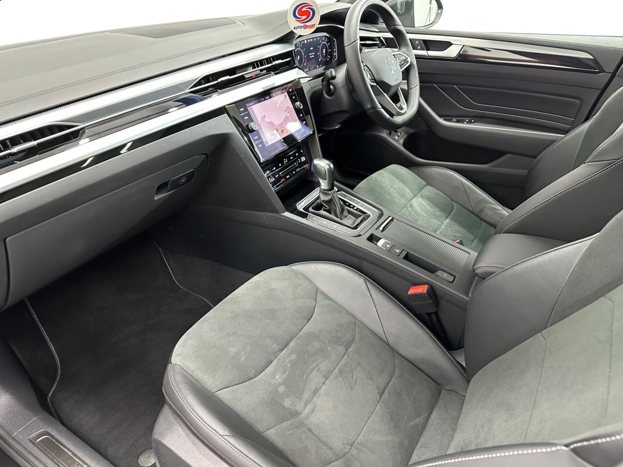 2025 VOLKSWAGEN ARTEON 1.4 TSI 13kWh R-Line Fastback 5dr Petrol Plug-in Hybrid DSG Euro 6 (s/s) (2 - vehicle photo 28 for sale on PureCar