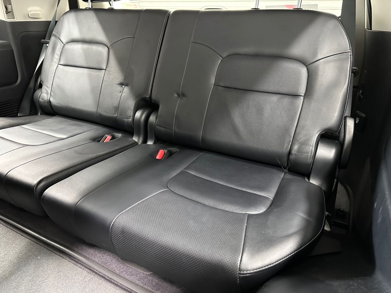 2013 TOYOTA LAND CRUISER 4.5 D-4D V8 SUV 5dr Diesel Auto 4WD Euro 5 (268 ps) - vehicle photo 30 for sale on PureCar