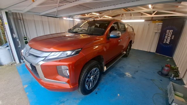 2020 Mitsubishi L200