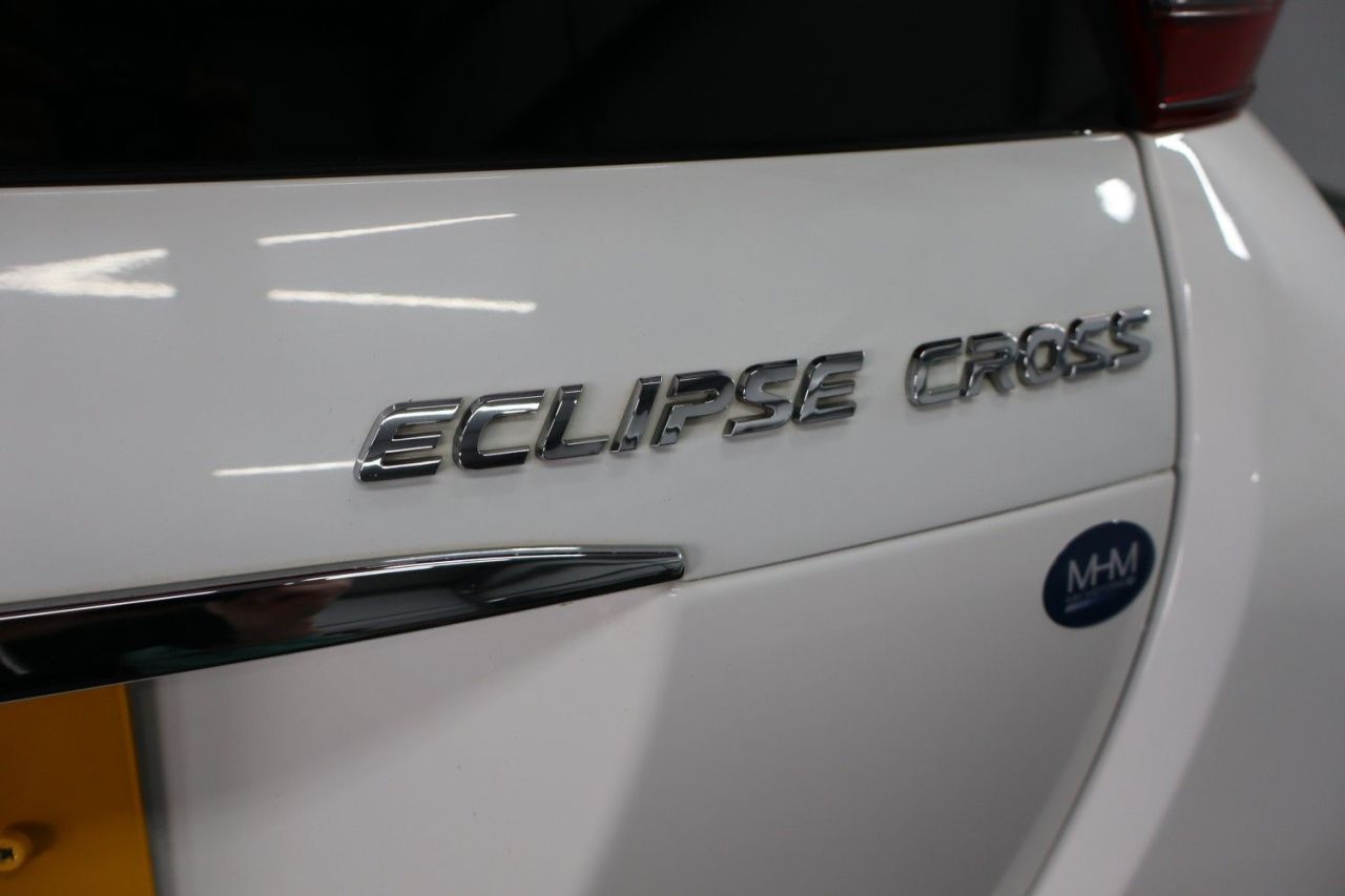 2019 MITSUBISHI ECLIPSE CROSS 1.5T 3 SUV 5dr Petrol Manual Euro 6 (s/s) (163 ps) FULL SERVICE HISTORY / D - vehicle photo 17 for sale on PureCar