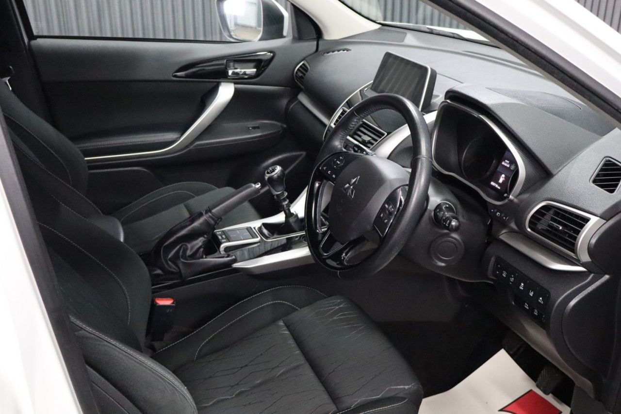 2019 MITSUBISHI ECLIPSE CROSS 1.5T 3 SUV 5dr Petrol Manual Euro 6 (s/s) (163 ps) FULL SERVICE HISTORY / D - vehicle photo 22 for sale on PureCar