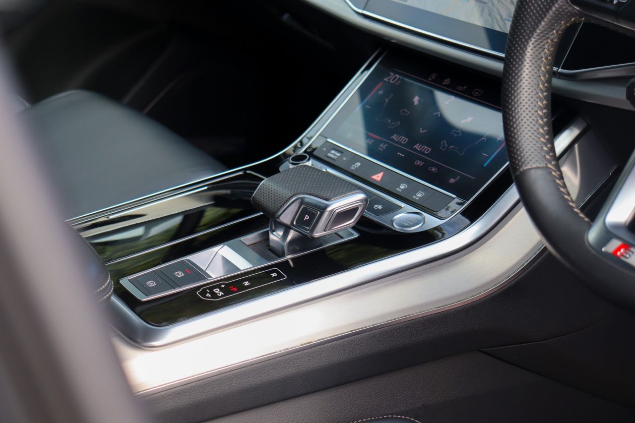 2020 AUDI Q7 S Line - vehicle photo 9 for sale on PureCar