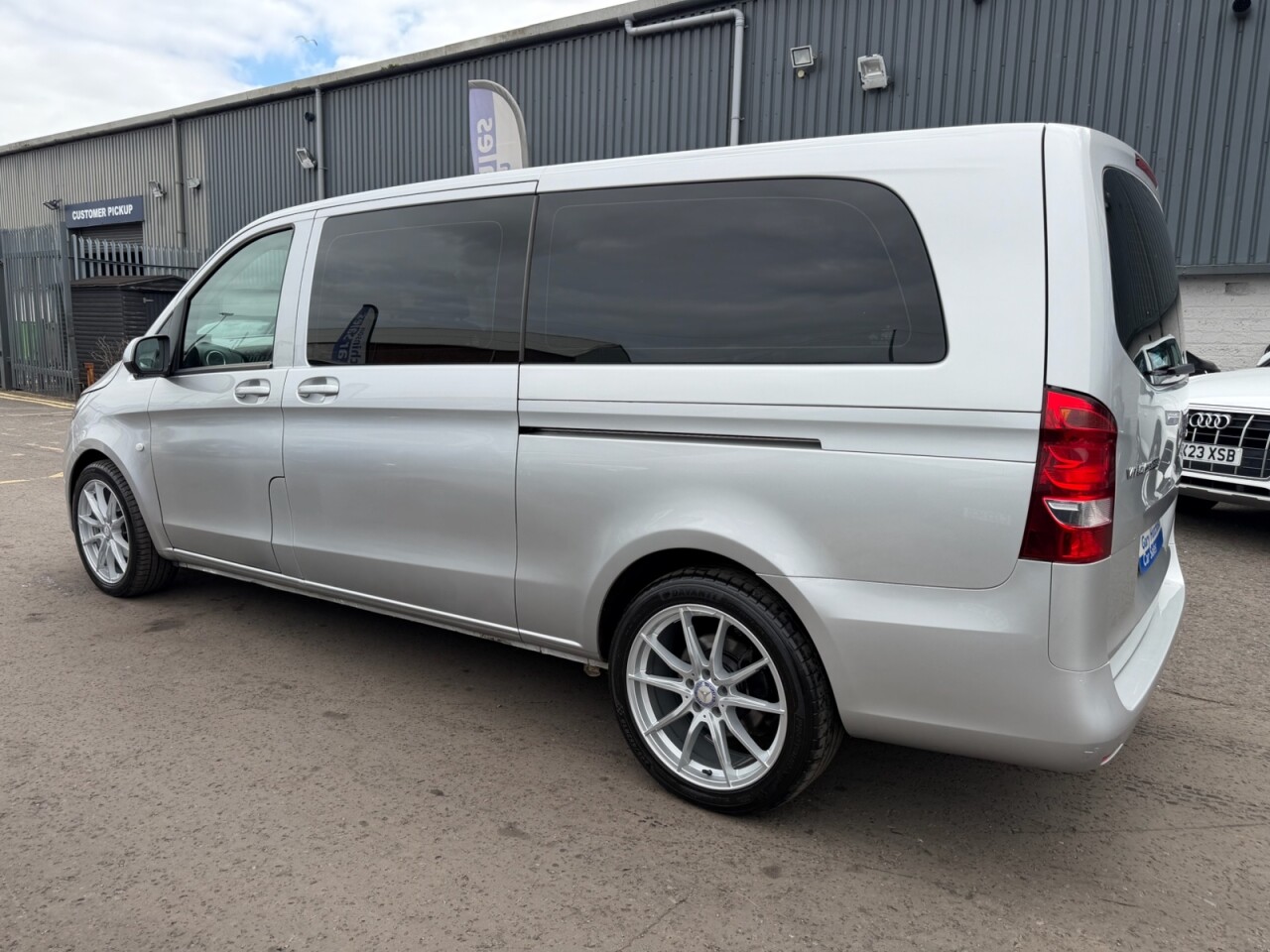 2018 MERCEDES VITO 2.1 114 CDI BlueTEC SELECT Tourer Double Cab 5dr Diesel Manual RWD L3 Euro - vehicle photo 5 for sale on PureCar