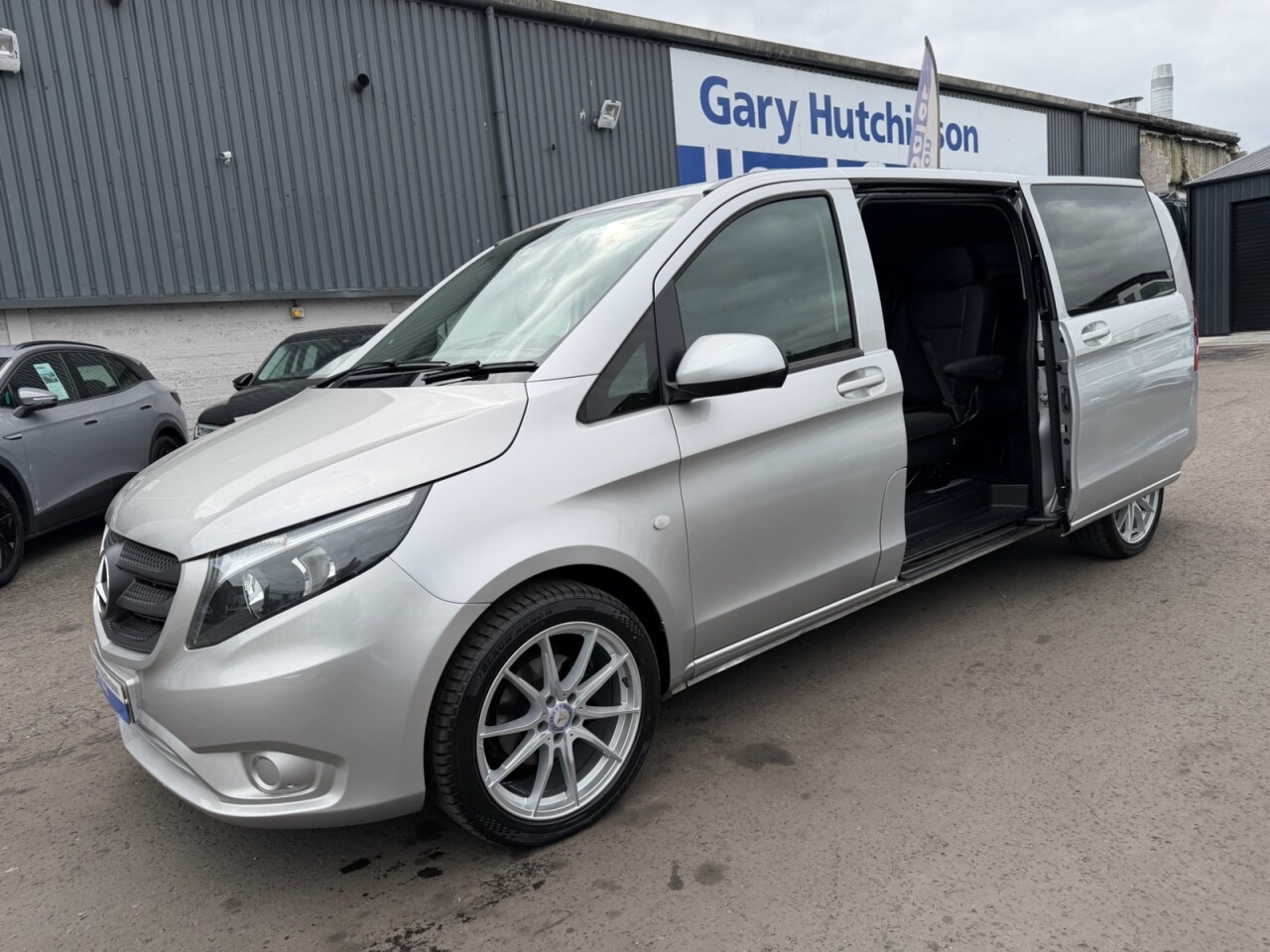 2018 MERCEDES VITO 2.1 114 CDI BlueTEC SELECT Tourer Double Cab 5dr Diesel Manual RWD L3 Euro - vehicle photo 7 for sale on PureCar