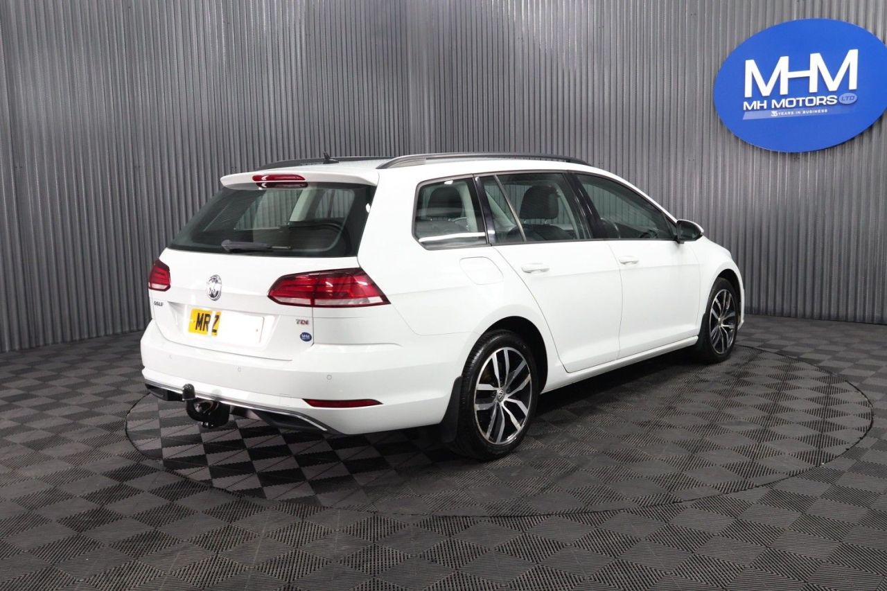 2017 VOLKSWAGEN GOLF 1.6 TDI BlueMotion Tech SE Nav Estate 5dr Diesel Manual Euro 6 (s/s) (115 p - vehicle photo 7 for sale on PureCar