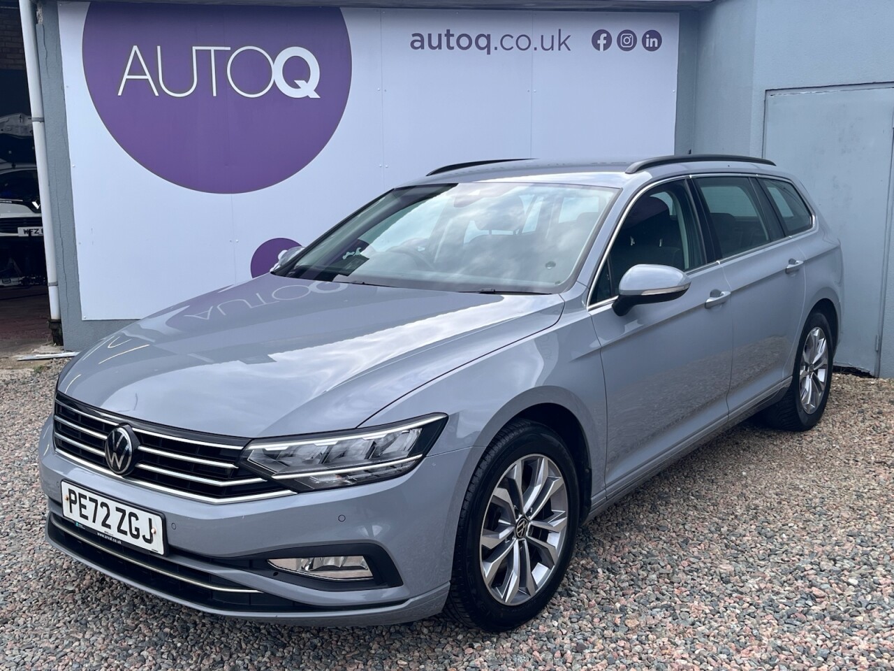 VOLKSWAGEN PASSAT 2022