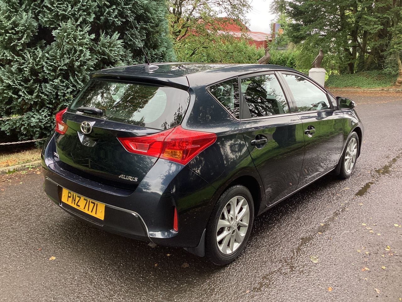 2014 TOYOTA AURIS 1.4 D-4D Icon Hatchback 5dr Diesel Manual Euro 5 (s/s) (90 ps) - vehicle photo 12 for sale on PureCar
