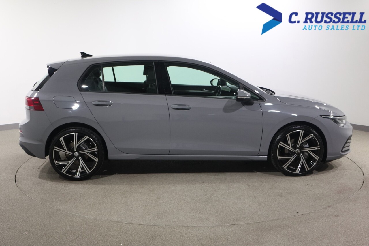 2023 VOLKSWAGEN GOLF 1.0 TSI Life Hatchback 5dr Petrol Manual Euro 6 (s/s) (110 ps) - vehicle photo 8 for sale on PureCar