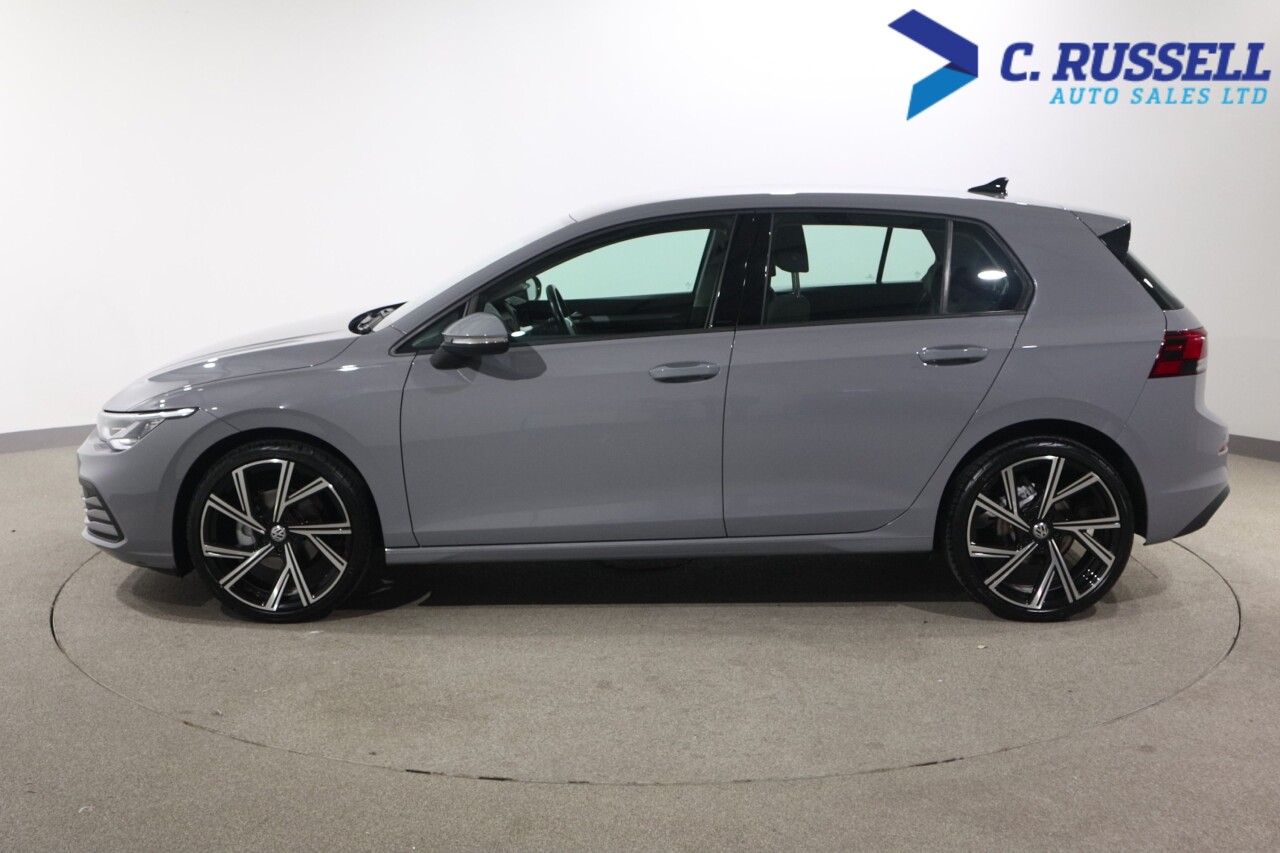 2023 VOLKSWAGEN GOLF 1.0 TSI Life Hatchback 5dr Petrol Manual Euro 6 (s/s) (110 ps) - vehicle photo 16 for sale on PureCar