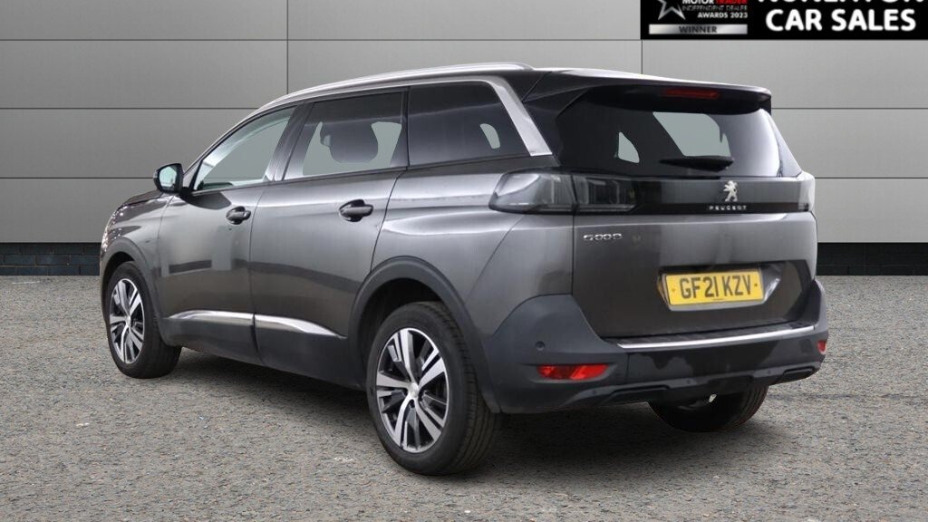 2021 Peugeot 5008 — image 5