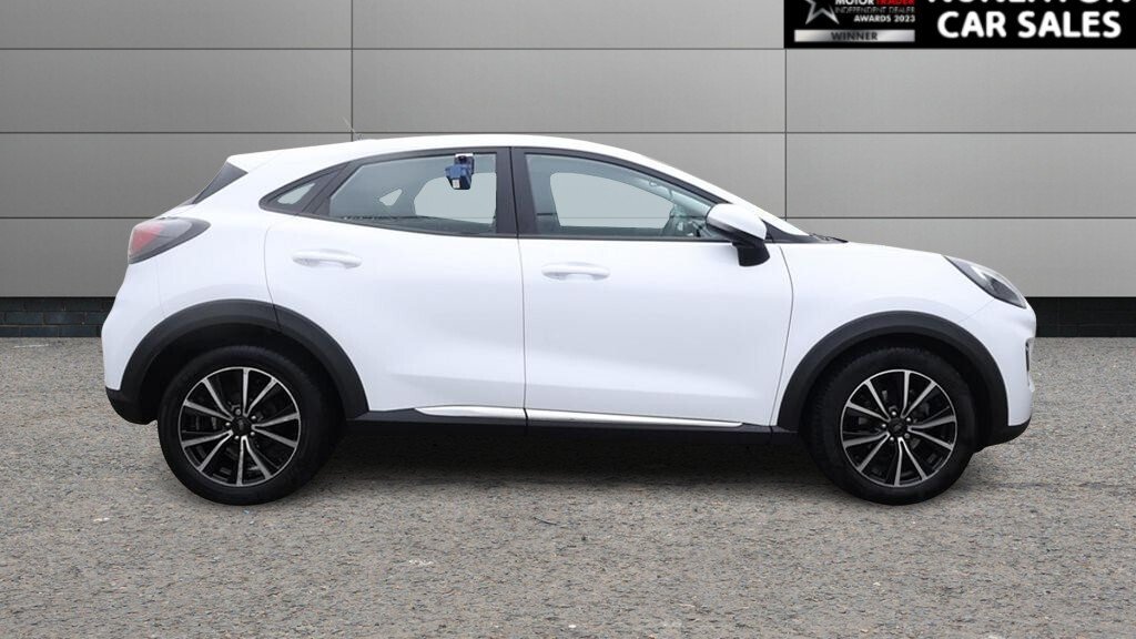 2021 Ford Puma — image 2