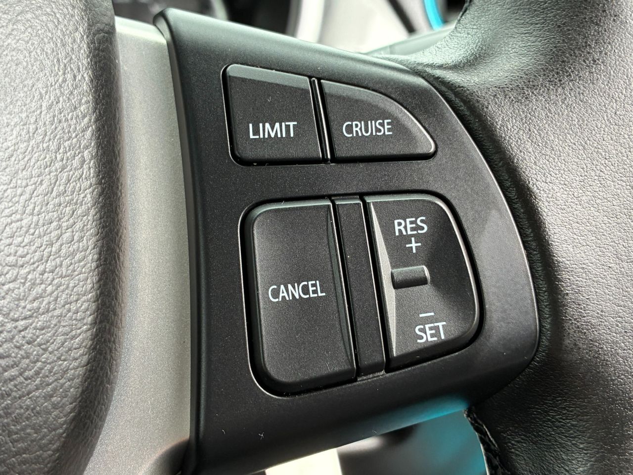 2016 SUZUKI VITARA 1.6 SZ-T SUV 5dr Petrol Manual Euro 6 (s/s) (120 ps) - vehicle photo 24 for sale on PureCar