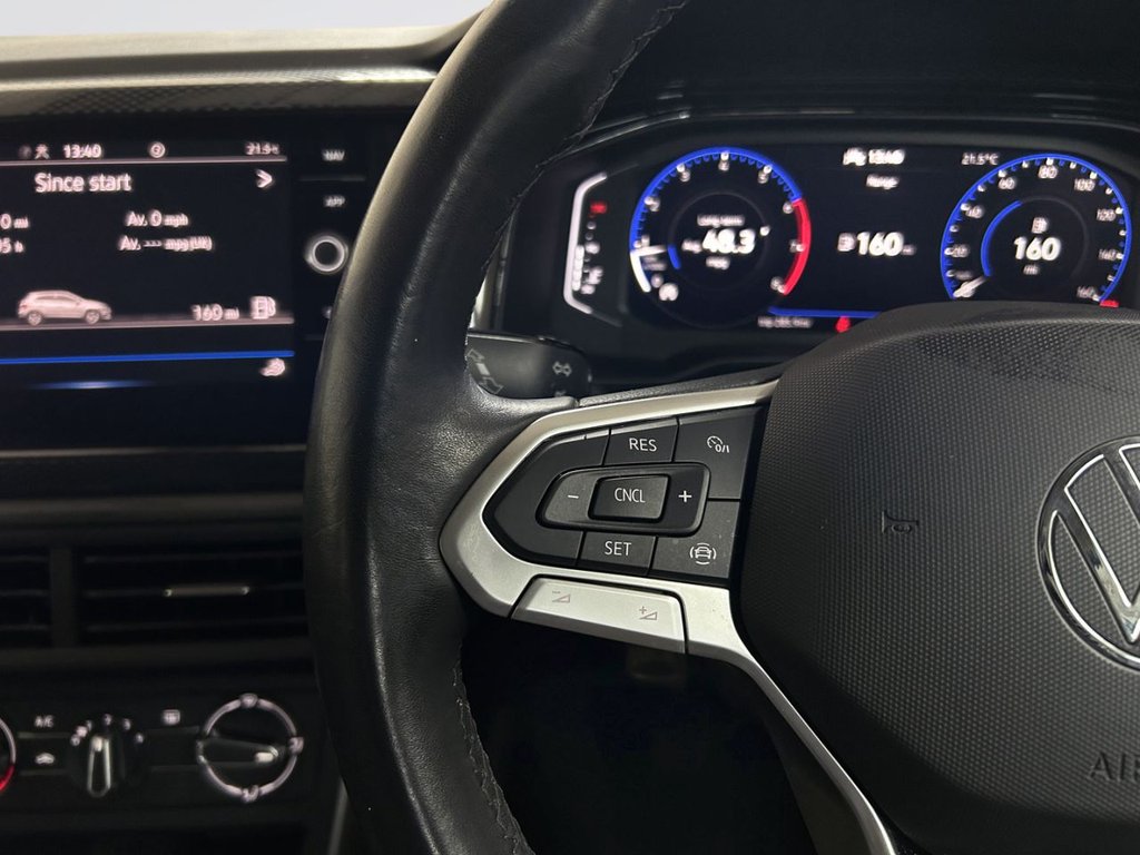 2022 Volkswagen Polo — image 10
