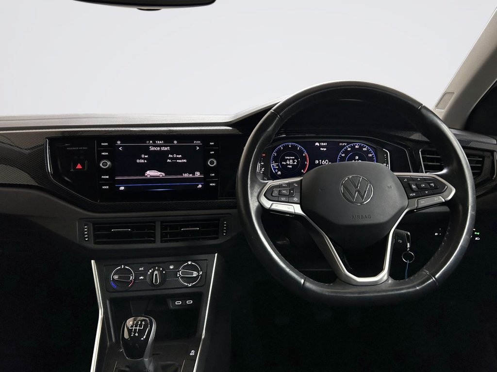 2022 Volkswagen Polo — image 8