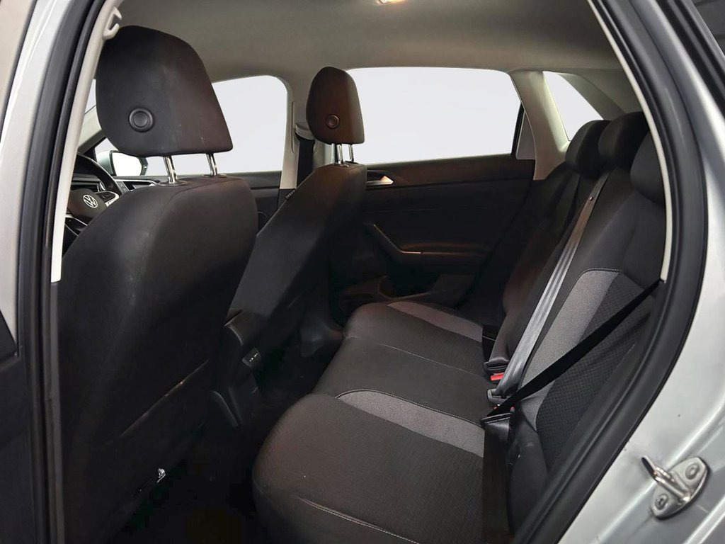 2022 Volkswagen Polo — image 7