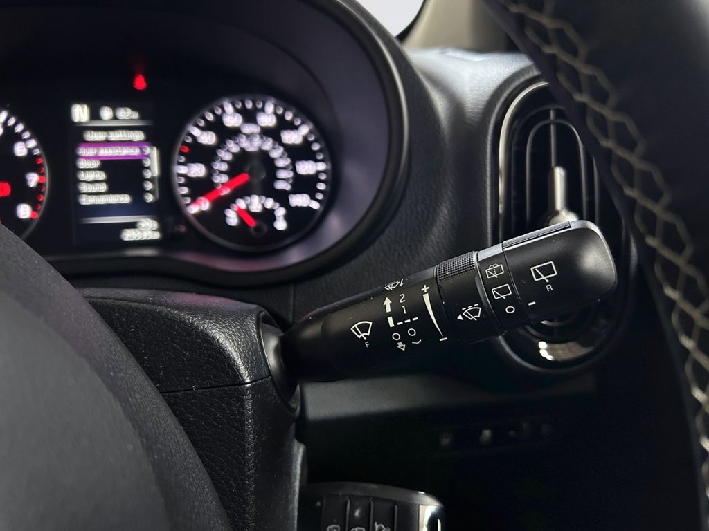 2023 Kia Picanto — image 15