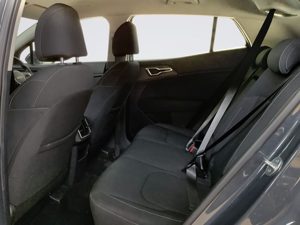 2023 Kia Sportage — image 6