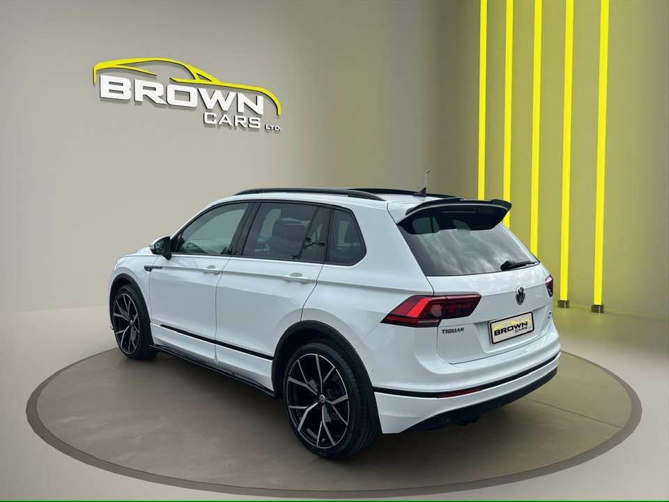 2020 VOLKSWAGEN TIGUAN 2.0 TDI R-Line Tech SUV 5dr Diesel Manual Euro 6 (s/s) (150 ps) - vehicle photo 5 for sale on PureCar