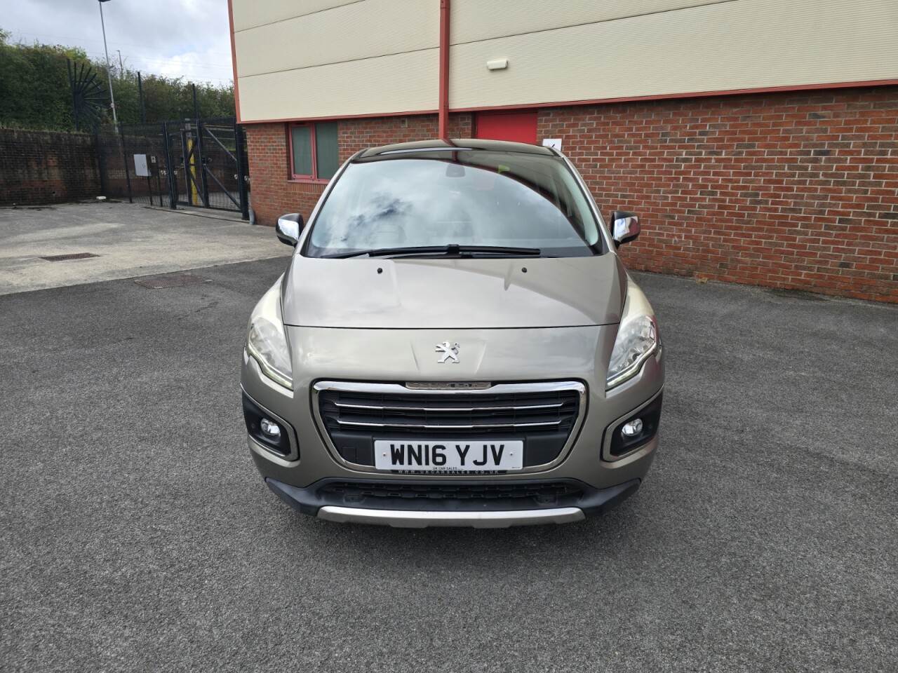 2016 16 PEUGEOT 3008