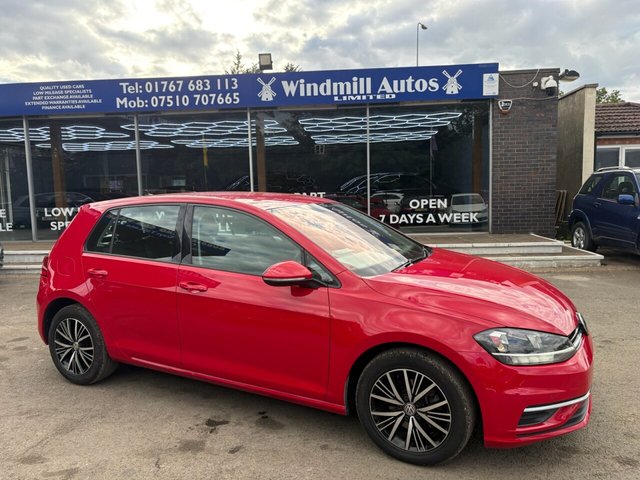 2017 Volkswagen GOLF