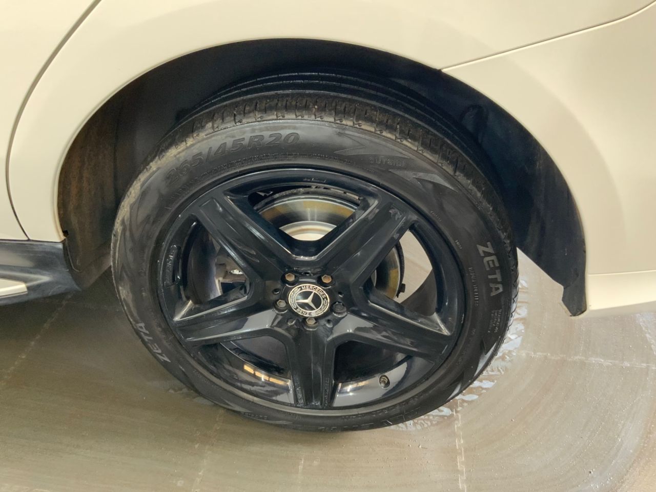 2018 MERCEDES GLE 2.1 GLE250d AMG Night Edition SUV 5dr Diesel G-Tronic 4MATIC Euro 6 (s/s) ( - vehicle photo 20 for sale on PureCar