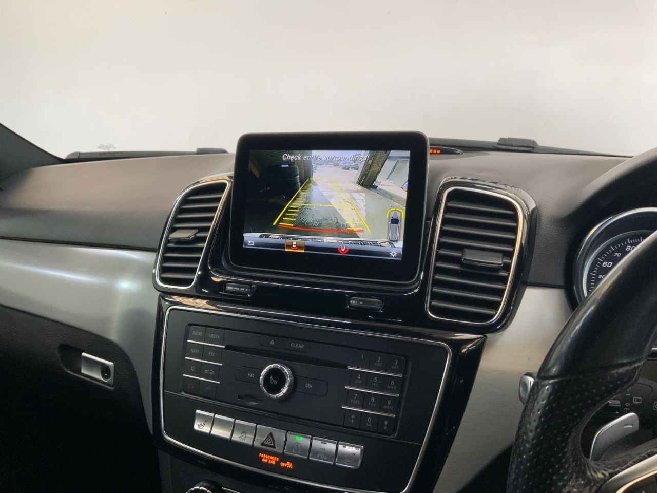 2018 MERCEDES GLE 2.1 GLE250d AMG Night Edition SUV 5dr Diesel G-Tronic 4MATIC Euro 6 (s/s) ( - vehicle photo 27 for sale on PureCar