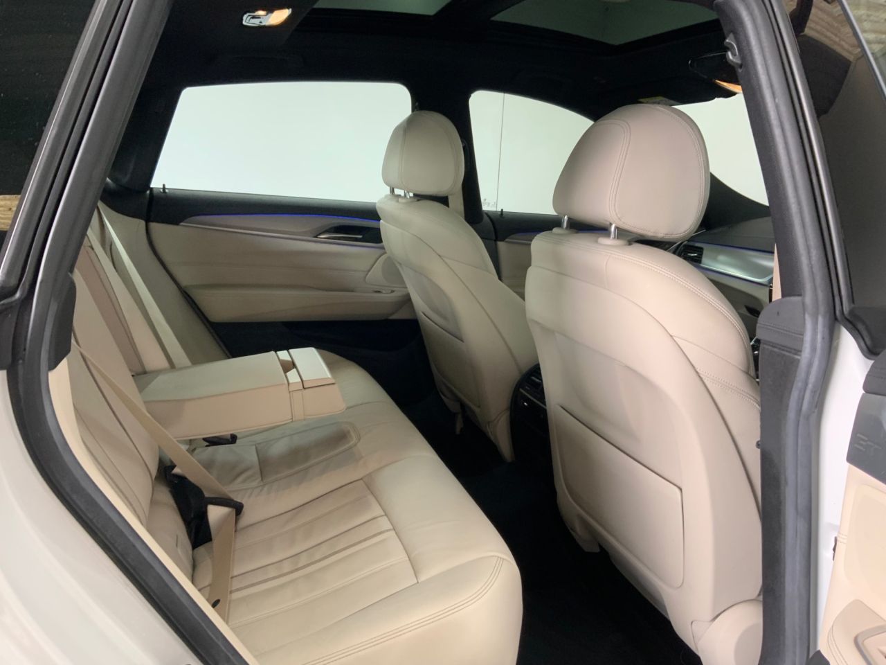 2018 BMW 6 SERIES GRAN TURISMO 2.0 620d M Sport GT 5dr Diesel Auto Euro 6 (s/s) (190 ps) - vehicle photo 22 for sale on PureCar
