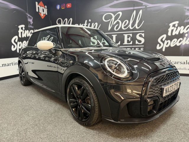 2023 MINI HATCH